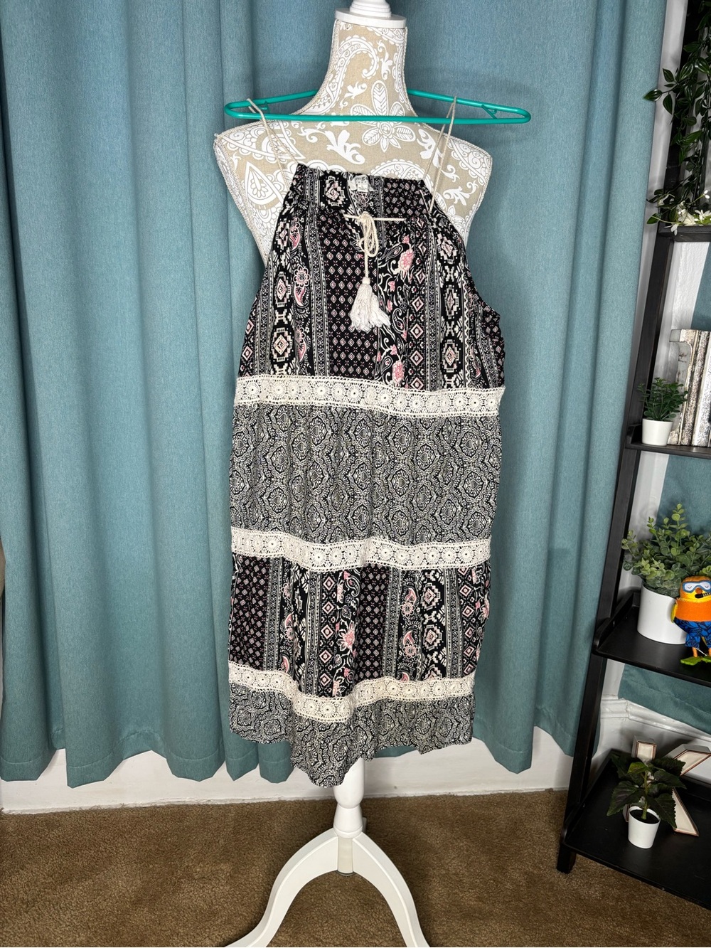 Umgee Black white Pink Lace Midi Dress with string Spaghetti Straps L
